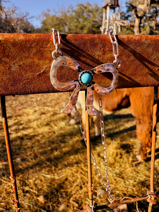 Turquoise Ribbon Pendant Necklace